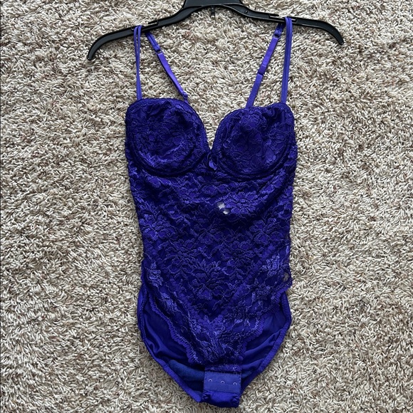 Vintage Victoria’s Secret Gold Tag Purple Lace Bodysuit - 36B - Picture 11 of 12